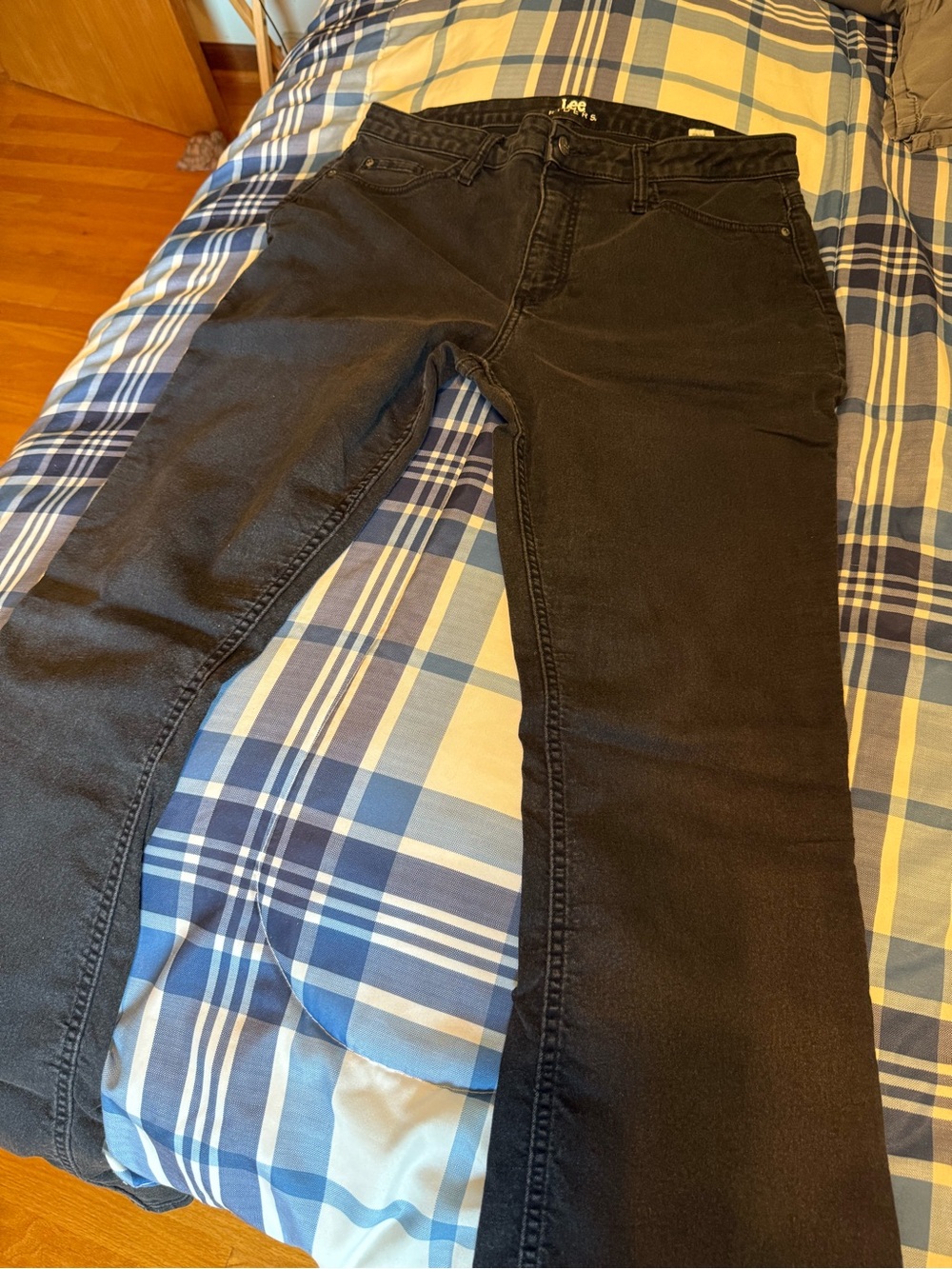Lee Riders Women's Black Straight-Leg Jeans